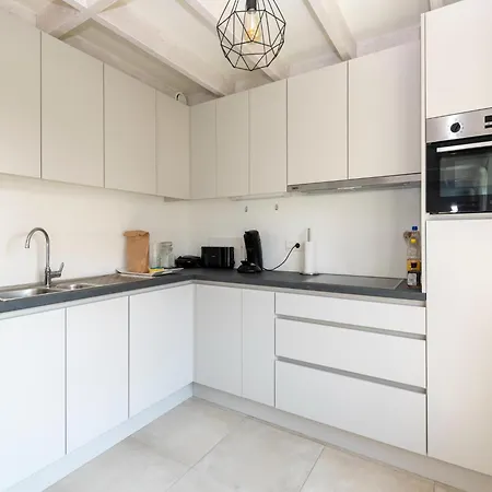 Ferienhaus In With Garden & Parking, Cleaning Included *
