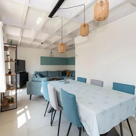 In With Garden & Parking, Cleaning Included * Koksijde