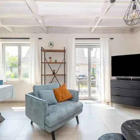 In With Garden & Parking, Cleaning Included Ferienhaus Koksijde
